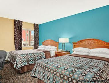 Super 8 By Wyndham Belleville St. Louis Area Exteriér fotografie